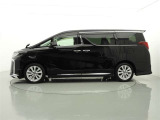 こちらの車両は、ご購入後も継続して安心メンテナンスを提供させていただく為、岐阜県内のお客様への販売・登録に限らせていただきます。
