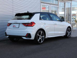 A1スポーツバック 25 TFSI Sライン 