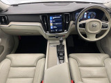V60  T5 インスクリプション