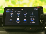 FMやAM、テレビ、Bluetooth Audioなど、複数の音源や連携機能が画面にまとまっています。用途に合わせて選びやすく、移動中の音楽や情報収集に便利です。