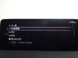 【マツダコネクト】ラジオ・テレビ/Bluetoothオーディオ、その他アプリケーションなどの機能で楽しむことができます。