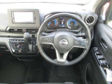 見やすい運転席で 快適ドライブ