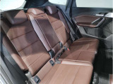 【エアバック】BMWのエアバックやその他の安全装備は、互いに補完しあう事で徹底した安全性を貫きます。万一の事故の際にそれぞれ最適な保護を提供してくれます!
