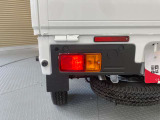 ダイハツディーラーでは「ダイハツ認定U-CAR」という基準を設け、車選びに詳しくないお客様でも「安心して選べる」をご提供しています。