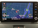 ナビゲーションはフルセグTV、インターナビ対応のGathers純正メモリーナビを搭載しています。Bluetoothオーディオ機能がありますので、スマートフォンなどの音楽も再生できます。