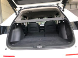 【トランクルーム】荷物も乗せやすく、使いやすいです!セカンドシートを倒せばさらに広い空間に♪