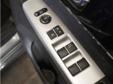 ◆パワーウィンドウスイッチ◆運転席から全席の窓の開閉操作を行うことが出来いつでも換気ができます!