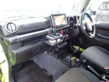 ☆ご契約から納車まで担当営業を中心に、各スタッフ全員協力の上、迅速に進めさせていただきます。契約後車庫証明等の手続き中に、納車前車検又は点検をさせて頂き、ベストな態勢で納車の準備をさせて頂きます☆