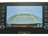 バックガイドモニターで、後方を確認しながら安心して駐車することができます。運転初心者も熟練者も必須の機能ですよ!