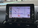【日産オリジナルナビゲーション】9インチのナビゲーションで位置情報を確認できます。