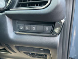 各種装備ございますので是非一度ご来店いただいて現車のご確認お願いいたします。