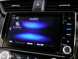 CD、DVD、Bluetooth、AM、FM、スマートフォン接続ができます。