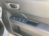 運転席パワーウインドウスイッチ