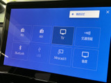FM・AMラジオやBluetooth、USBなど、選べる音源が画面に一覧表示されています。使いたい項目を見つけやすく、日常の移動中に好みに合わせて音楽やラジオを楽しめます。