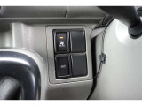 後部座席送風スイッチ、電子4WD切り替えスイッチ