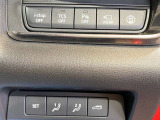 【2Wayドライビングポジションメモリー機能】お二人のシートパターンを記憶することができますので、運転時はボタン一つでシート調節できますね。