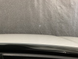 車速やナビのルート誘導などを表示してくれるアクティブ・ドライビング・ディスプレイ。視線や焦点調節が少なく済み、気持ちよく安全に運転を楽しめます。