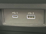 [USBソケット]今や必需品のUSB!!お出かけの際には大活躍間違いなし!!!