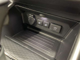 運転席・助手席シートヒーター付き♪お尻や腰回りを温めてくれますよ(^^♪