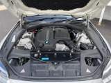 安心のBMW認定中古車は100項目の箇所を徹底的にチェック致します。機械的な箇所や電気系、コンピューターなどをご納車前に点検し、交換基準に達した部品は全て新品に修理返品した後にご納車致します。
