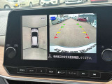 アラウンドビューモニターです!上空から貴方のお車をモニタニングしている様に車両の周りの安全確認が出来ます!