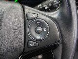 ◆アダプティブクルーズコントロール◆予め設定した車速内でクルマが自動的に加減速。前走車との適切な車間距離を維持しながら追従走行します。【LKAS】車線維持支援システムでステアリング操作を支援。
