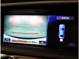 車庫入れに便利なバックモニター付きです