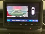 バックでの車庫入れも安心です!リアカメラが付いているバックモニター付のナビを装備しております。バンパーについているソナーや、操作線もついており距離感も画面から確認できます。