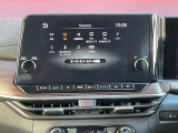 TV、FM/AM、Bluetooth Audio、AppleCarPlay、HDMIなど対応の高性能9インチ大型ナビです。