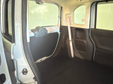★【室内空間】荷物が積み込みやすい、多彩なシートアレンジ、豊富な収納など、便利で使いやすい機能や工夫が詰まった室内空間。日常使いから週末までを幅広くカバーすることで、豊かな暮らしをサポートします