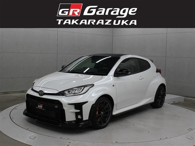 ヤリス 1.6 RZ ハイ パフォーマンス 4WD