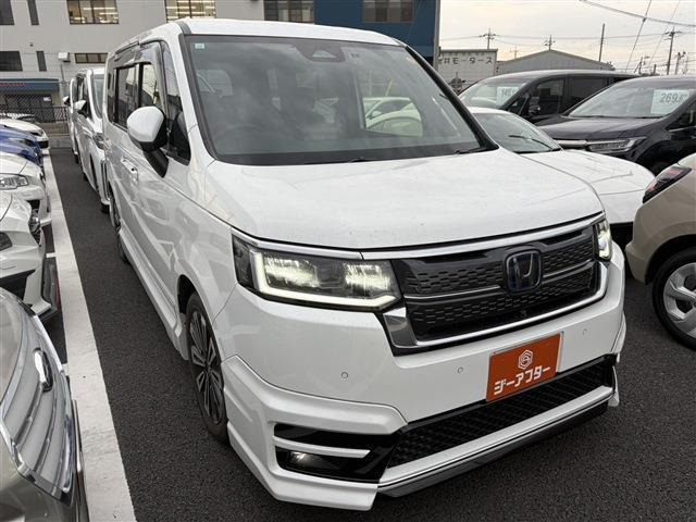 ステップワゴン 2.0 e:HEV スパーダ プレミアムライン 禁煙車 無限フルエアロ