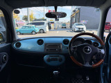 視界が広く運転しやすいです!!