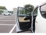 同業者様への販売はお断りさせていただきます。 車検無し車両の場合は、車検を取得したお支払い総額で表示しております。