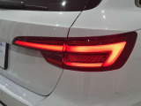 【マトリクスLEDヘッドライト】コンフォートパッケージOP価格￥100,000!オートライトの最大のメリットは付け忘れや消し忘れが無くなることです。屋内駐車場やトンネルに入ったとき、特に実感できます。