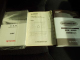 車両の取り扱い説明書とオーディオの取り扱い説明書は共に揃っております。