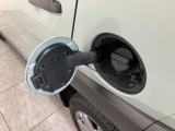 延長保証につきましてはお求めいただく車両によって保証料が異なりますので、当店スタッフまでお気軽にお問い合わせくださいませ。