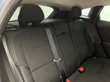 VOLVOのシートは人間工学に基づいた設計となっており、長時間の運転でも疲れにくいと定評があります。