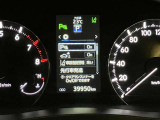 【クリアランスソナー】駐車、発進の低速走行時に障害物への接近を検知し、ブザーとディスプレイ表示でお知らせします。
