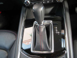 DCT、CVT、従来型のATなど、すべてのトランスミッションの利点を集約し、ロックアップ領域を大幅に拡大し伝達効率の向上とマニュアルトランスミッションのようなダイレクト感を実現した自社製ATです。