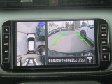 まるでお車を見下ろしたかのような映像をナビに映し出し狭い駐車場でも周囲を確認する事が出来ますので非常に安心です♪
