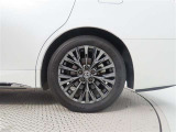 中古車の販売は原則として実車を見てからとさせて頂いております。是非見に来てください!