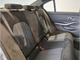 【エアバック】BMWのエアバックやその他の安全装備は、互いに補完しあう事で徹底した安全性を貫きます。万一の事故の際にそれぞれ最適な保護を提供してくれます!