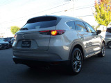 後ろも見やすいハッチバック!リアデザインまで拘るMAZDAデザインを是非ご覧ください!