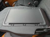 助手席シートバックテーブル!ちょっとした休憩時間に食事等もできちゃいます♪