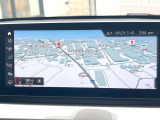 ●BMW純正ナビ:一体感のあるナビは、高級感ある車内を演出してくれます。オーディオ機能も充実しておりますので、運転もより楽しめます♪