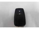 【スマートキー】カギをポケットやバッグに入れたままでエンジンの始動やドアロックの施錠・開錠ができます!雨の日や荷物が多い時に便利!