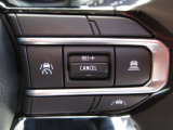 アクティブクルーズコントロール搭載。全車速追従となっておりますので、高速道での走行に対する負担軽減にもつながります。