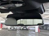 ETC内蔵型ルームミラーになります、裏側に差込口があります。防眩機能付ミラーになります