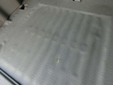荷室に小さな傷があります。